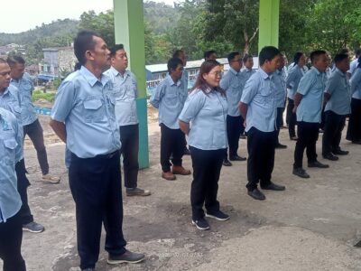 Apel Pagi di halaman Kantor Perumdam Tirta Bengkayang