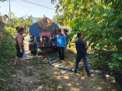 PERUMDAM TIRTA BENGKAYANG TANGANI KELUHAN PELANGGAN DI BEBERAPA LOKASI